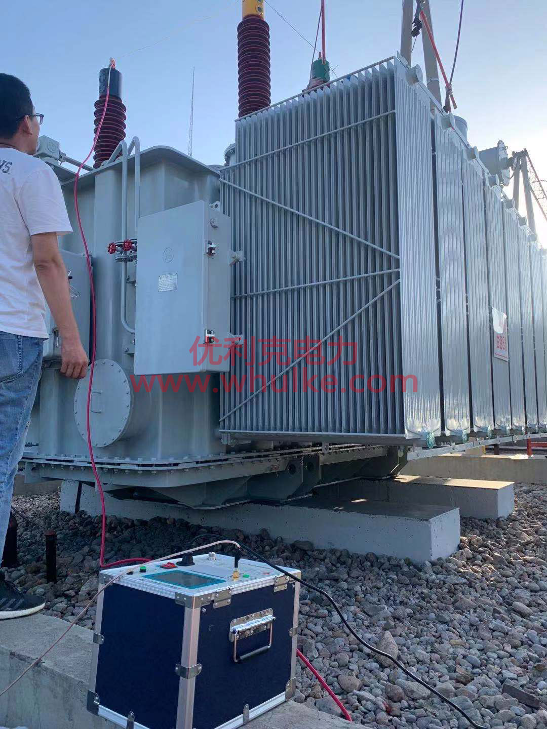 110KV主變耐壓試驗現(xiàn)場